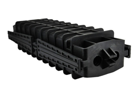 36の中心光ファイバーケーブルの接合箇所の閉鎖の横のタイプ黒い色